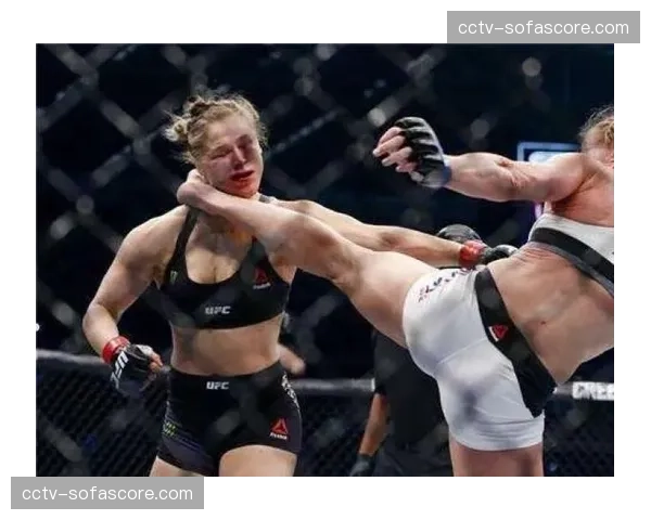 “专家分析UFC 300阵容：轻量级临时冠军战或决定下一个挑战者”